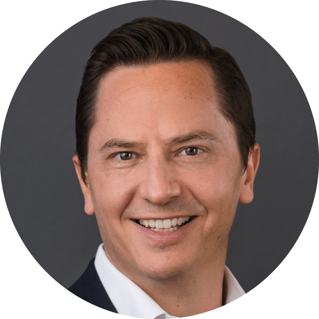 Julian_Headshot_2017_5-1-1